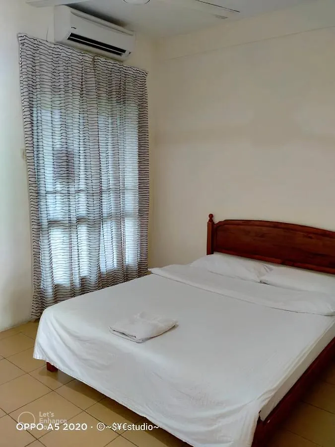 Tambunan Rafflesia Hotel كوتا كينابالو 2*,